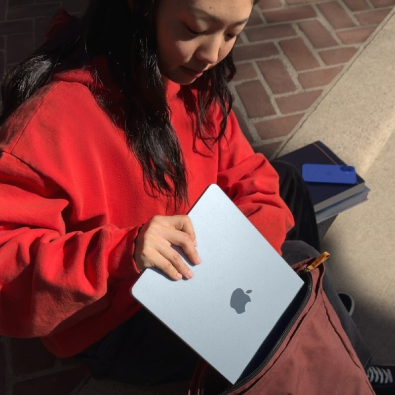 MacBook Air 13 M4 [ Apple M4칩(10코어 CPU 10코어 GPU) ]